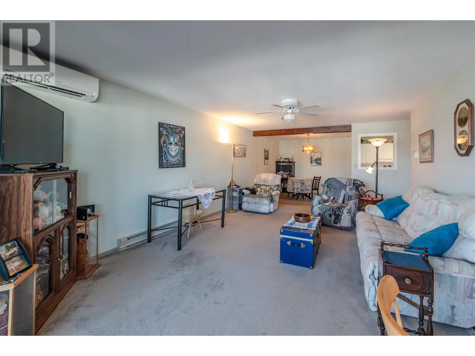 195 Warren Avenue W Unit# 406