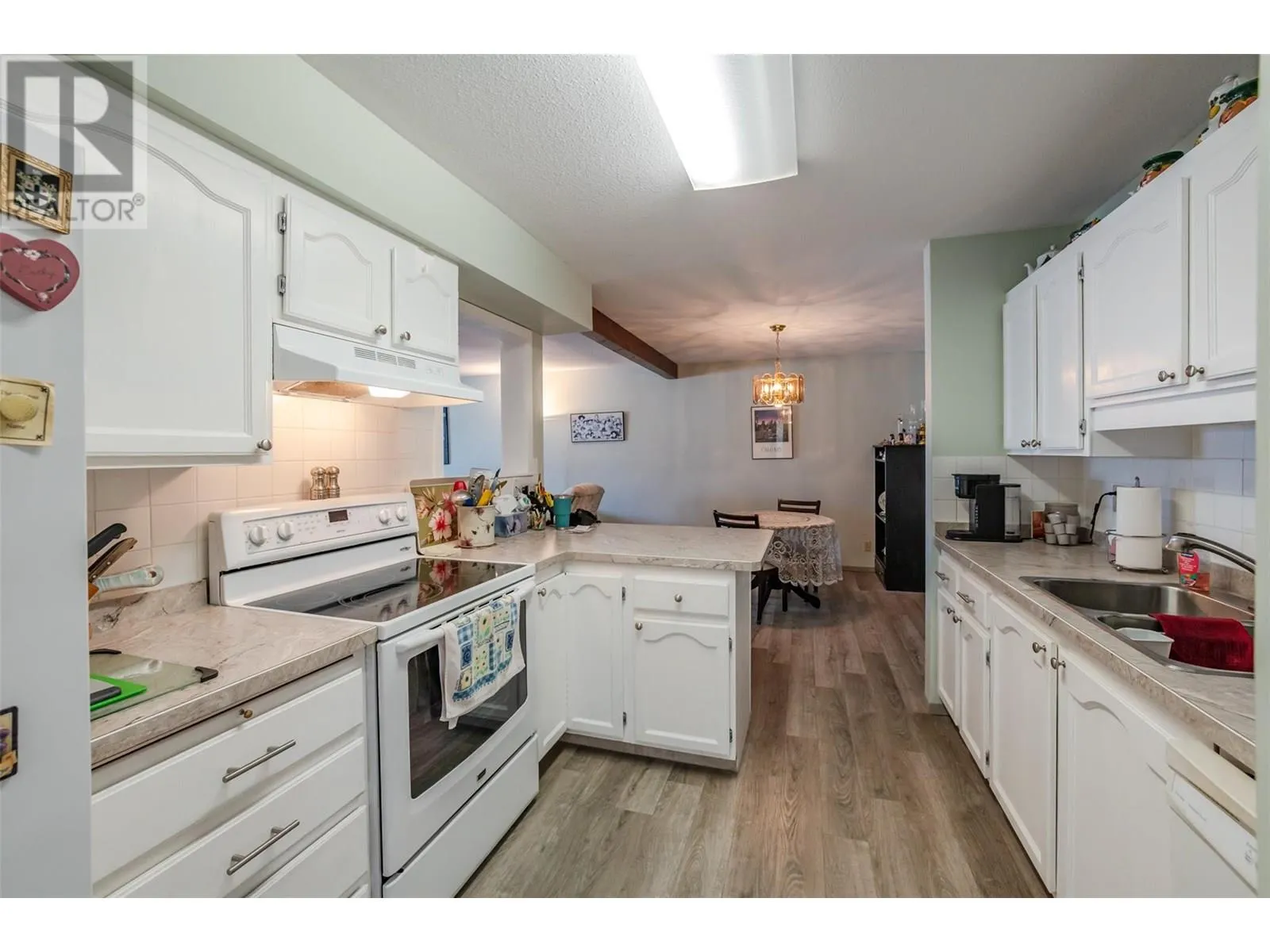 195 Warren Avenue W Unit# 406