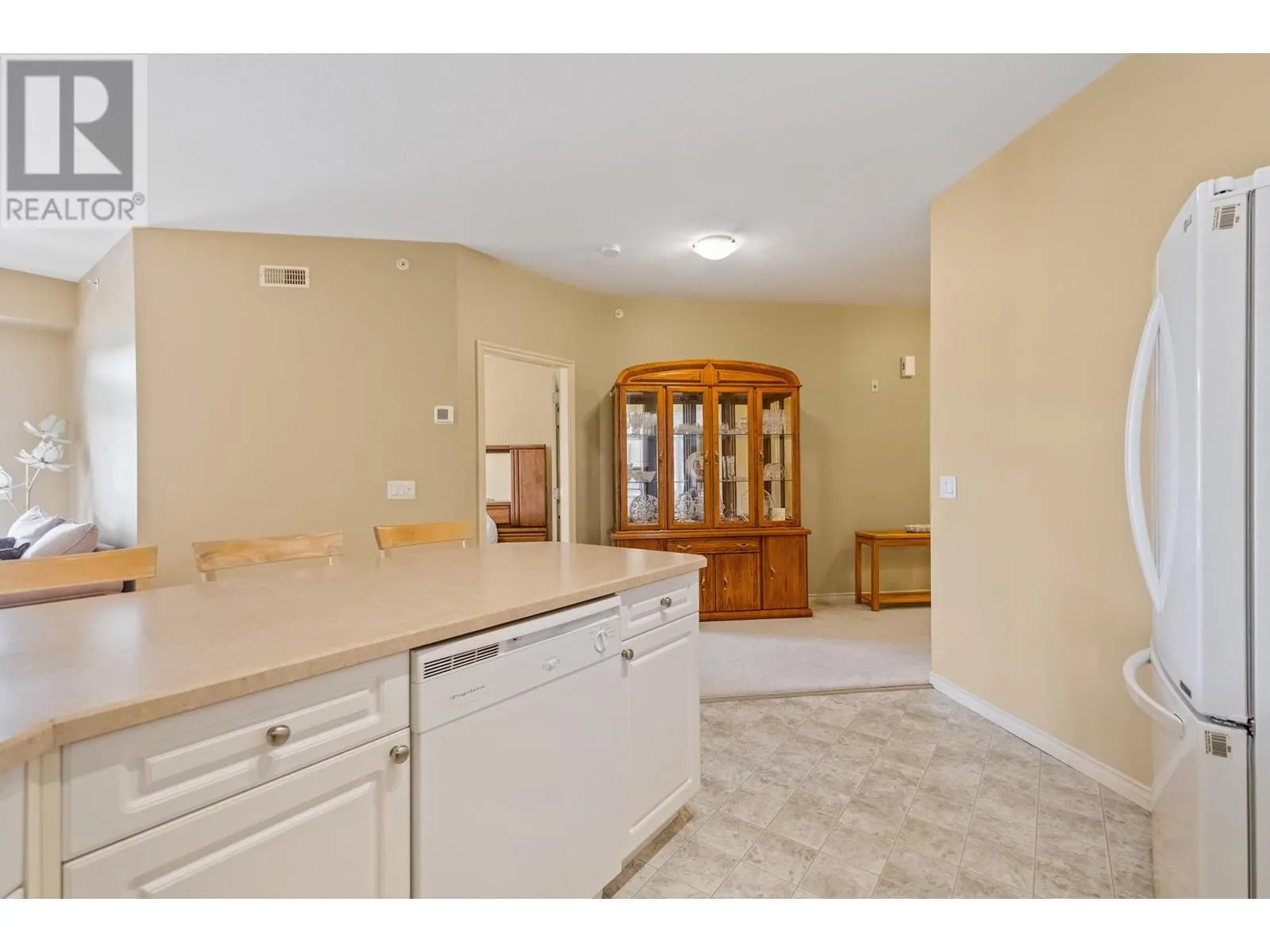 3570 Woodsdale Road Unit# 303