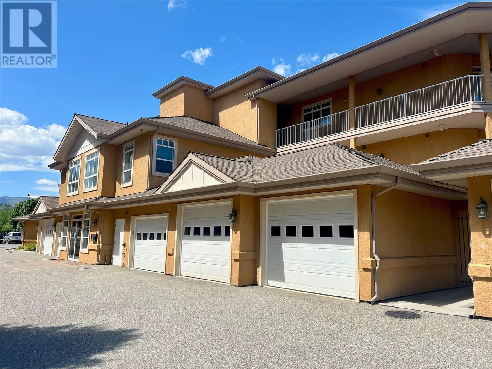 3570 Woodsdale Road Unit# 303