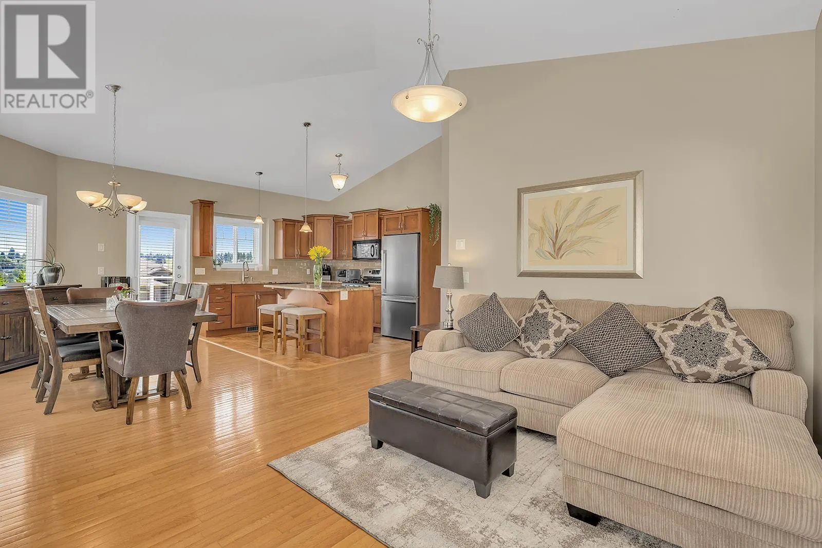 2040 Spyglass Way