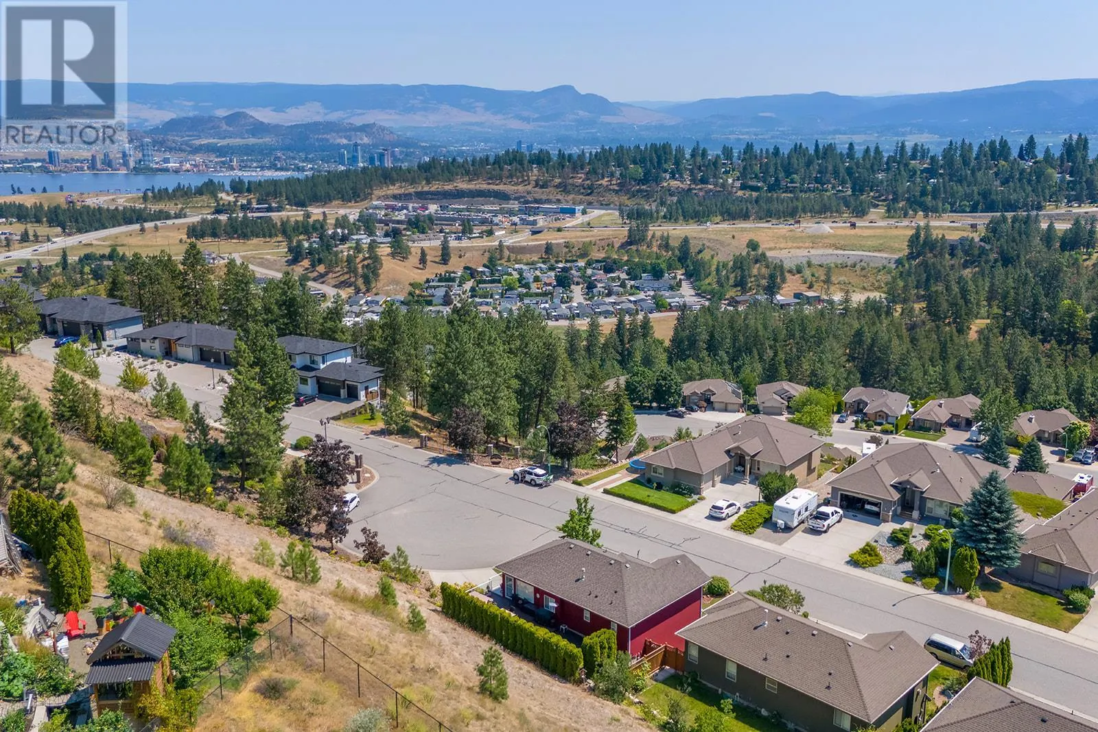 2040 Spyglass Way