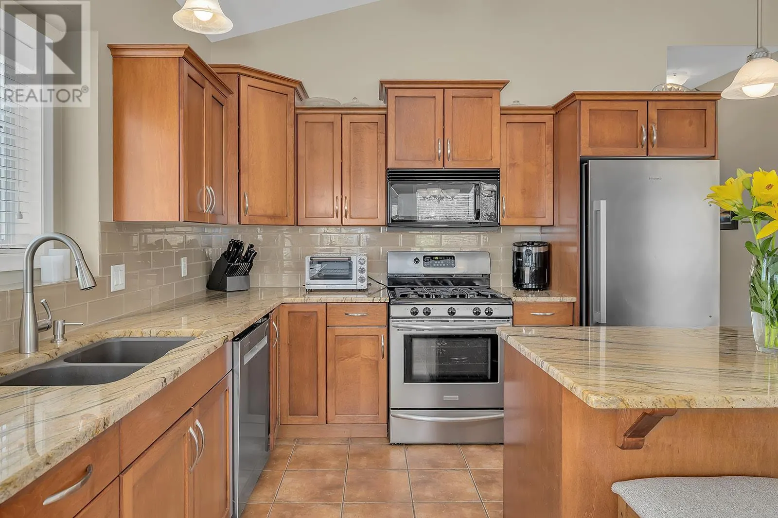 2040 Spyglass Way
