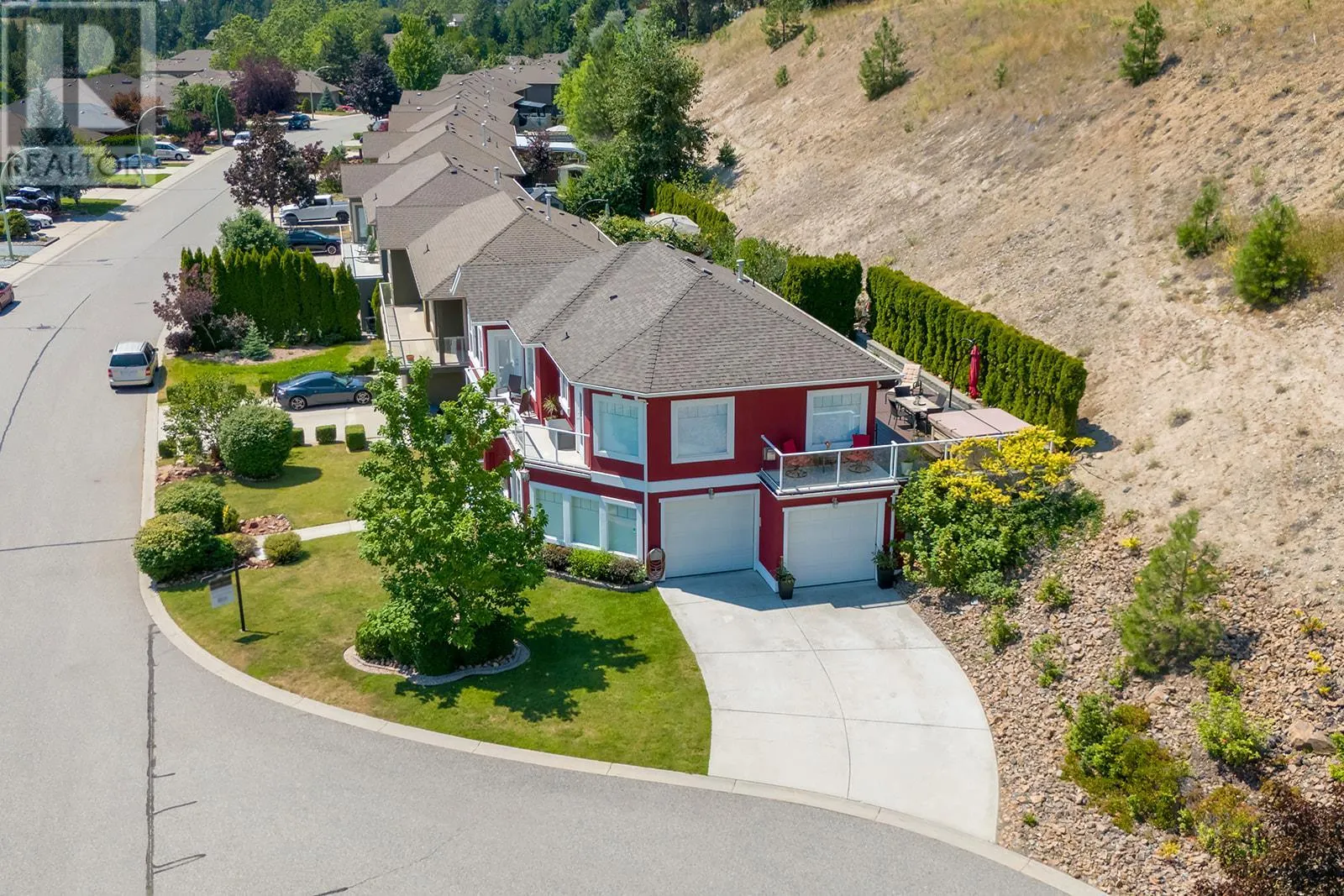 2040 Spyglass Way