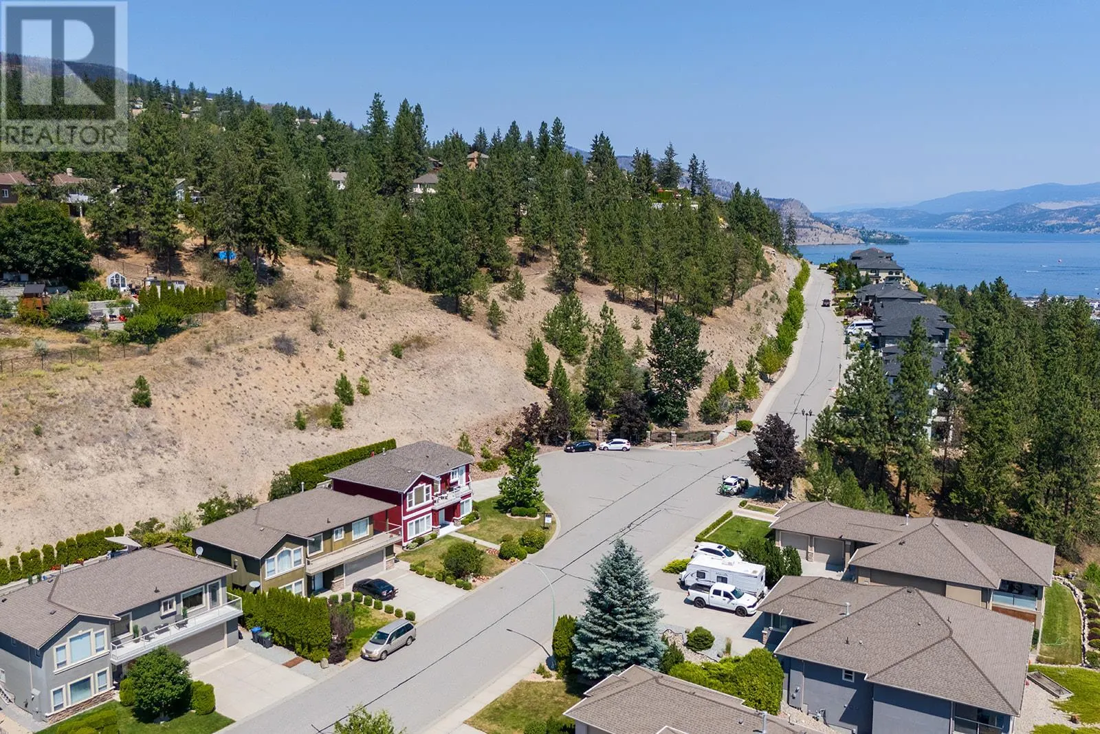 2040 Spyglass Way