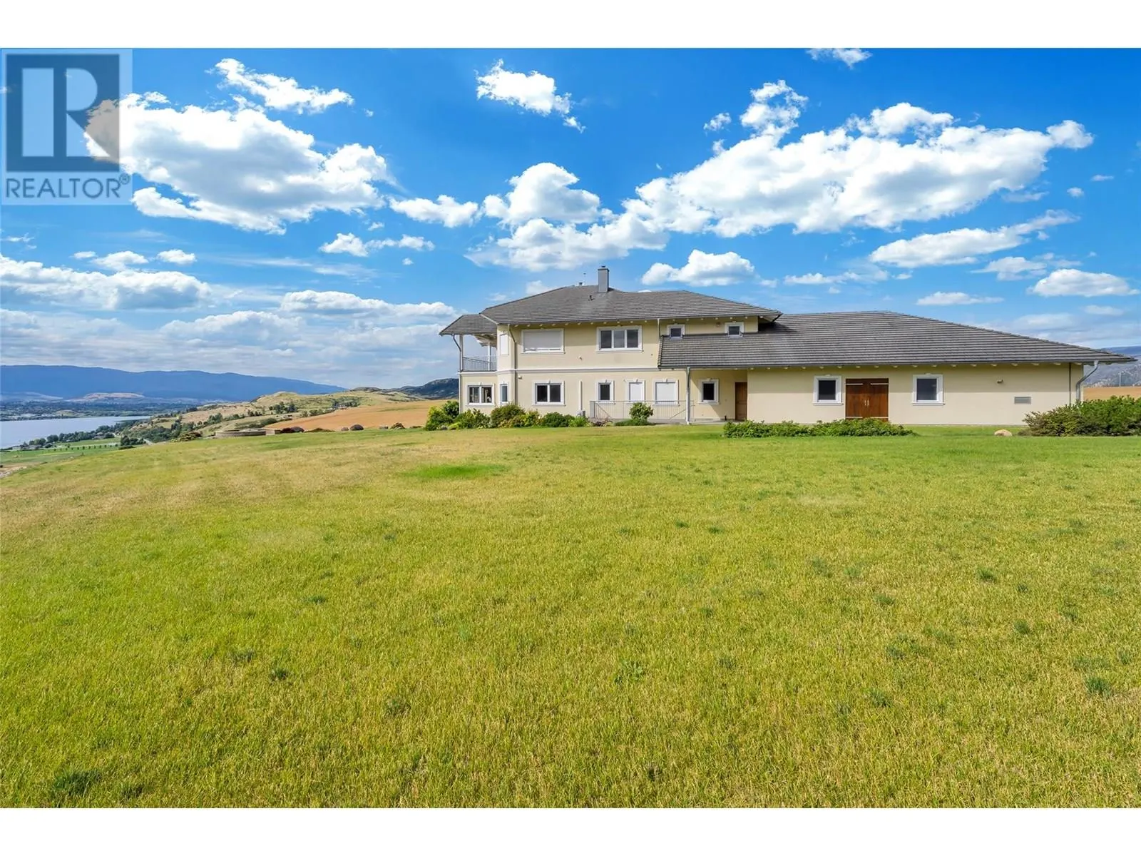 202 Stepping Stones Crescent