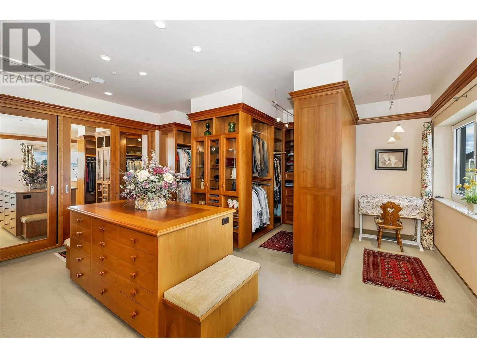 202 Stepping Stones Crescent