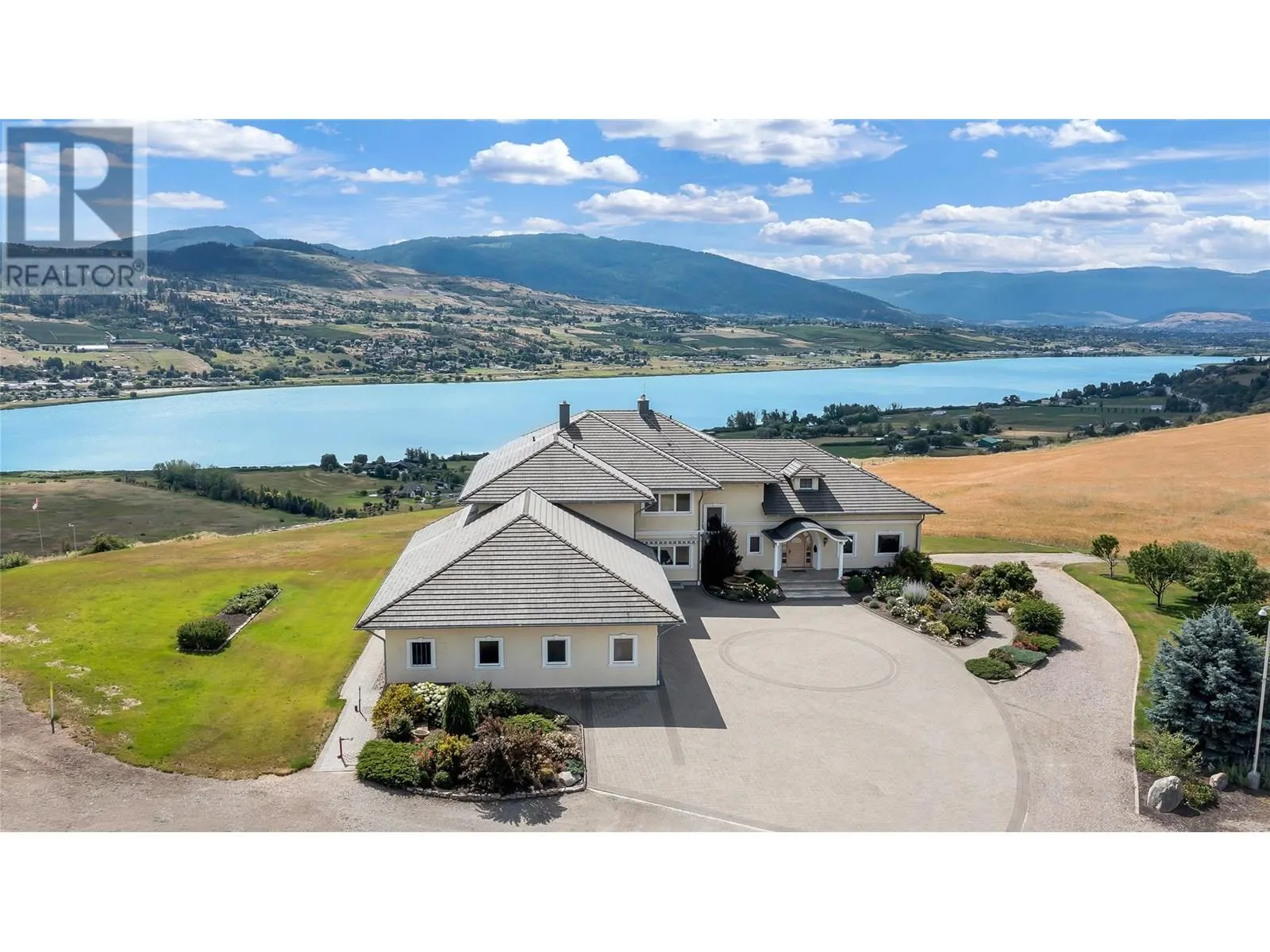 202 Stepping Stones Crescent
