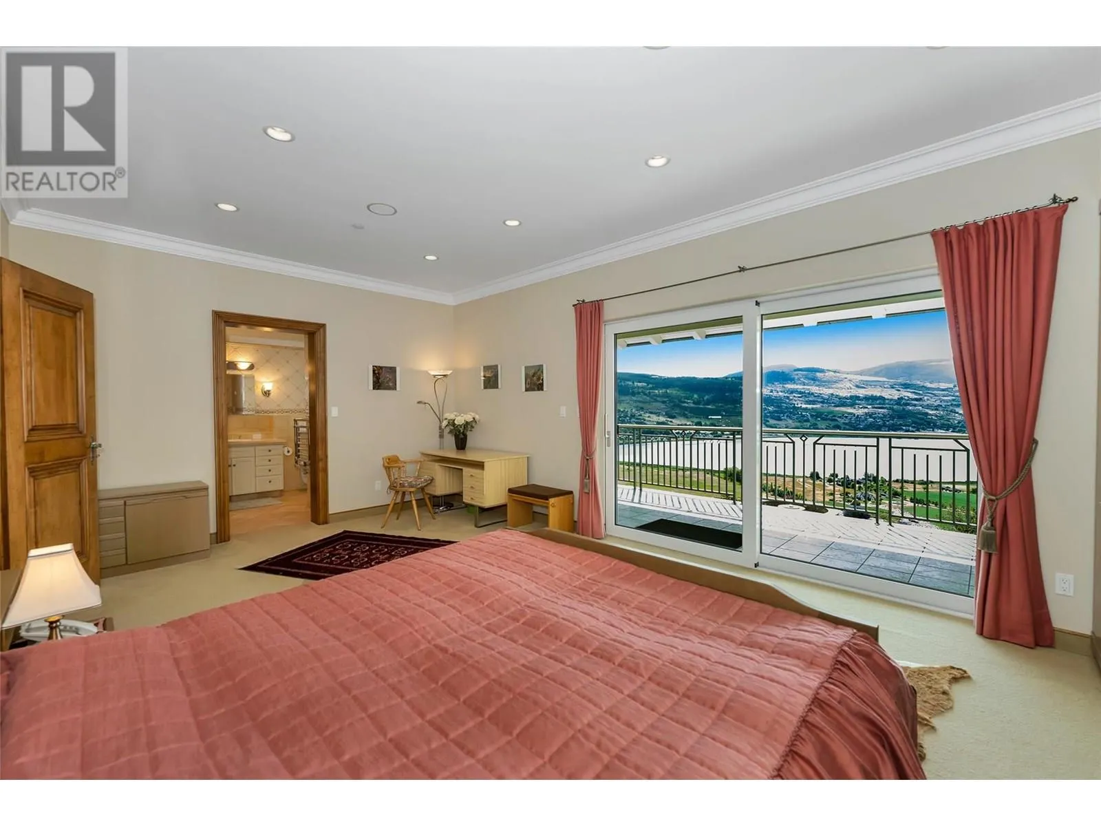 202 Stepping Stones Crescent