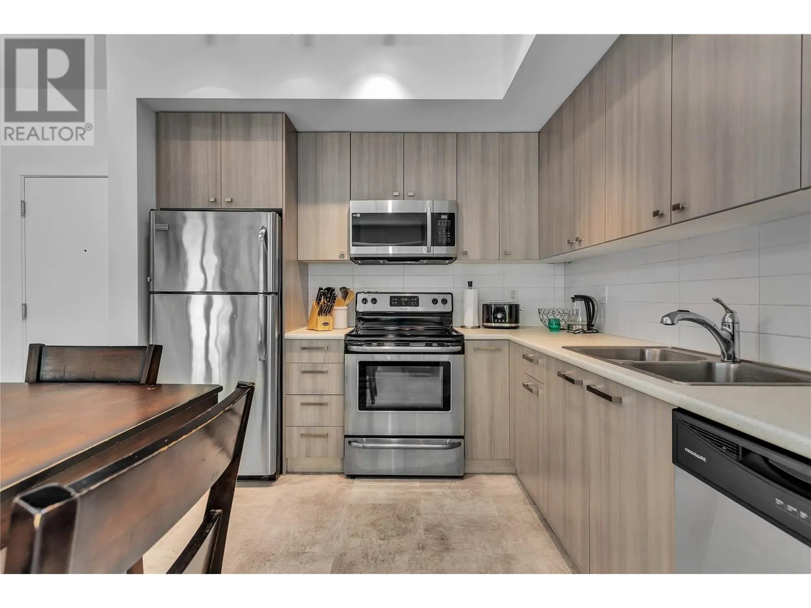 935 Academy Way Unit# 123