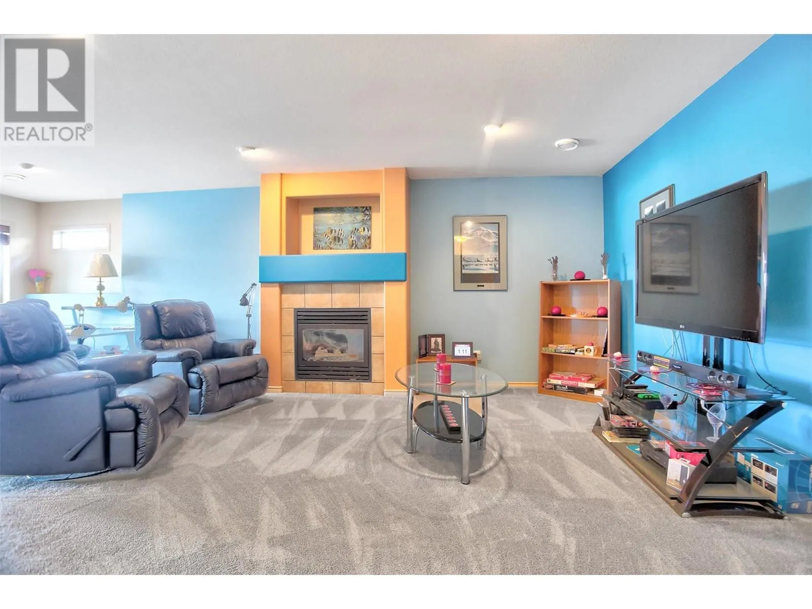 5038 South Ridge Drive