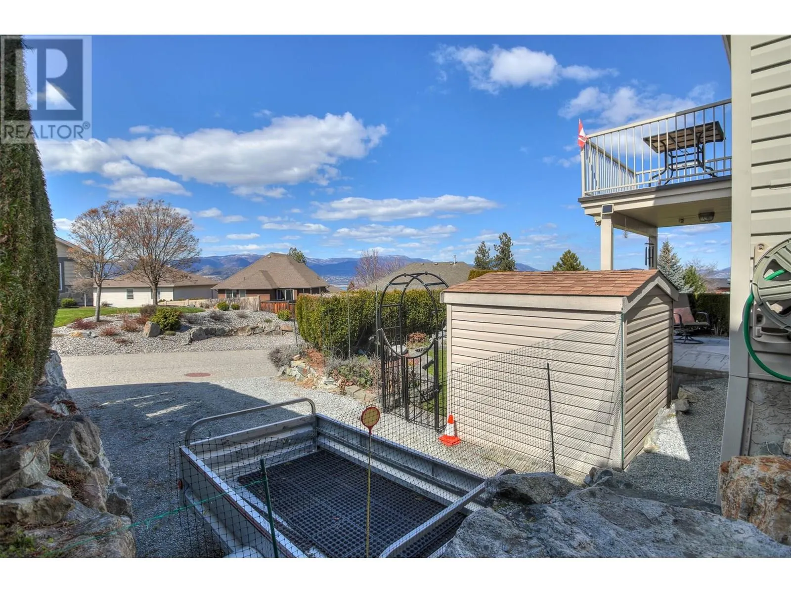5038 South Ridge Drive