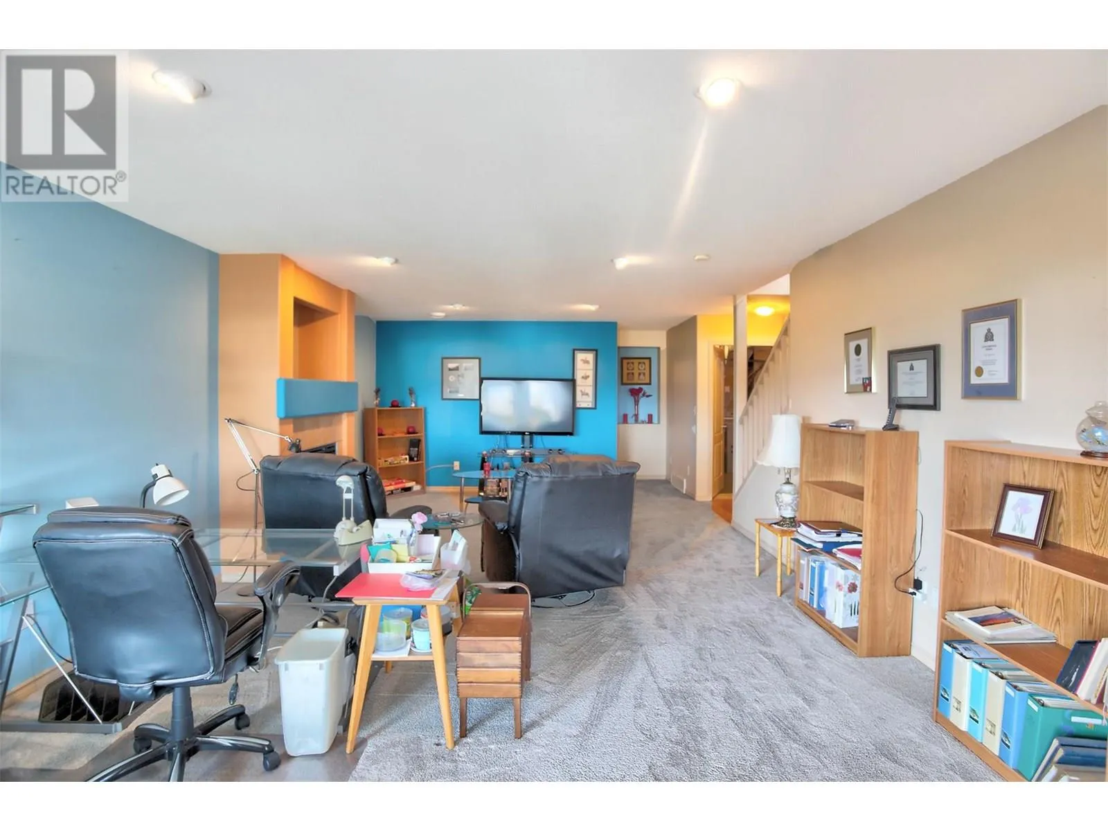 5038 South Ridge Drive