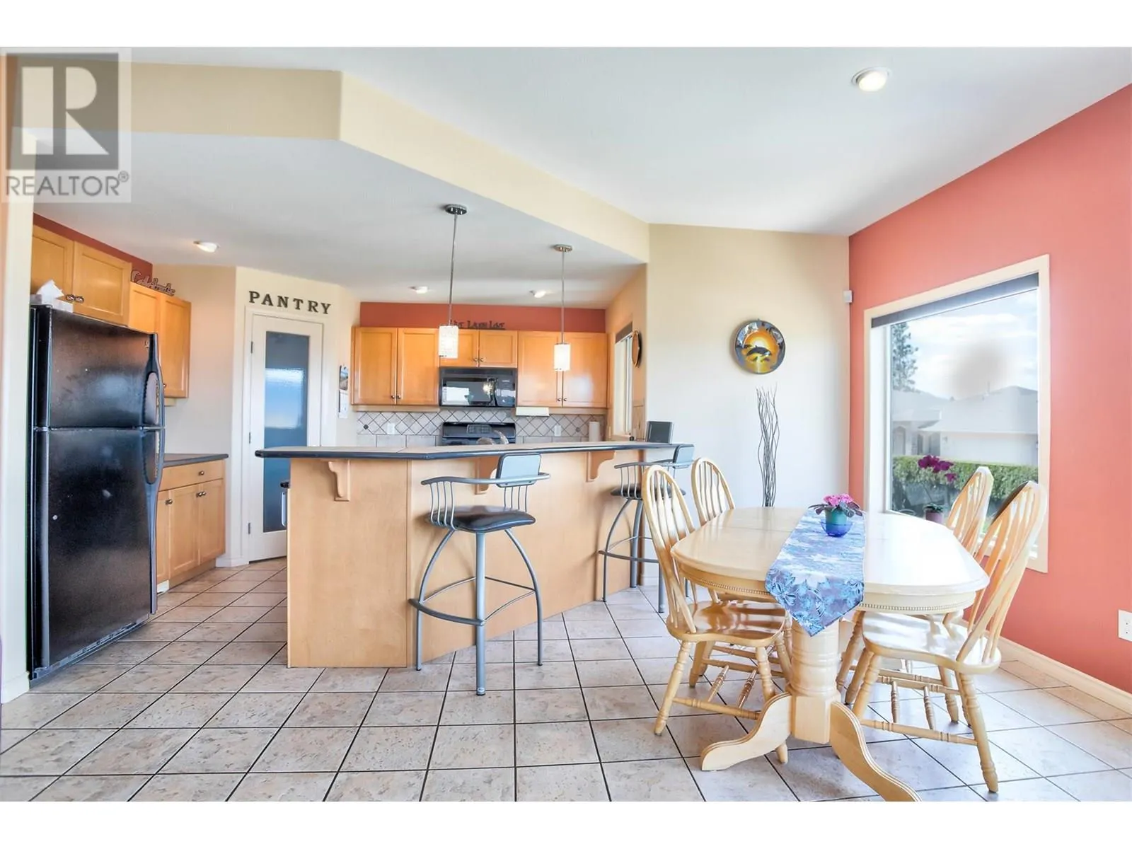 5038 South Ridge Drive