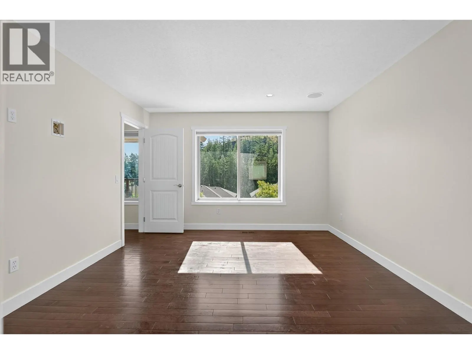 2225 Sunview Drive