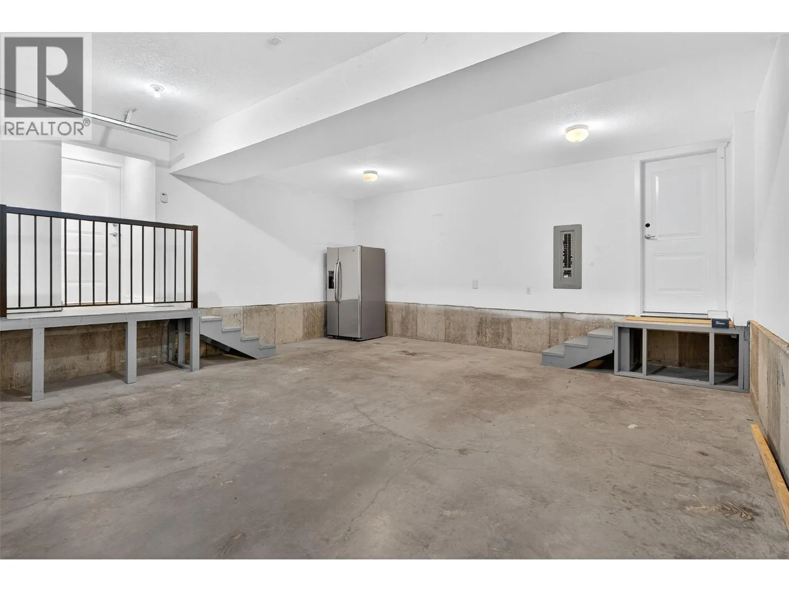 2225 Sunview Drive