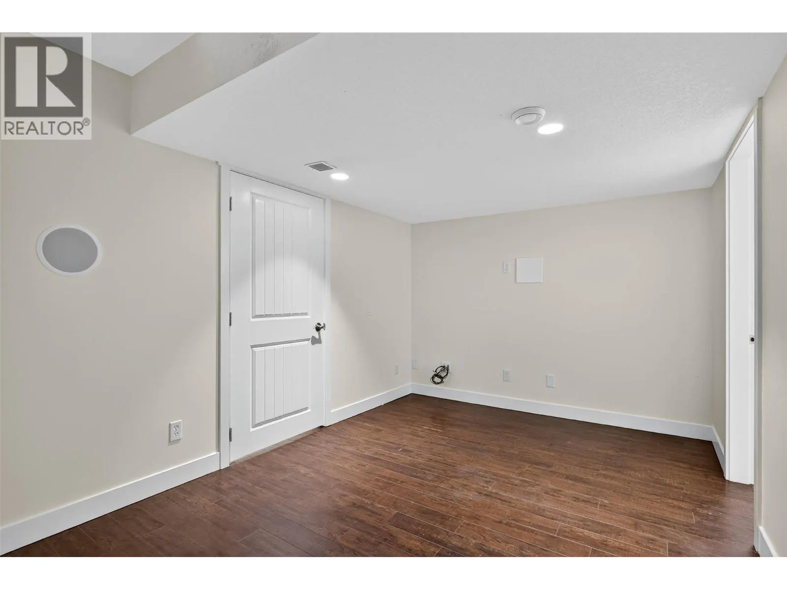 2225 Sunview Drive