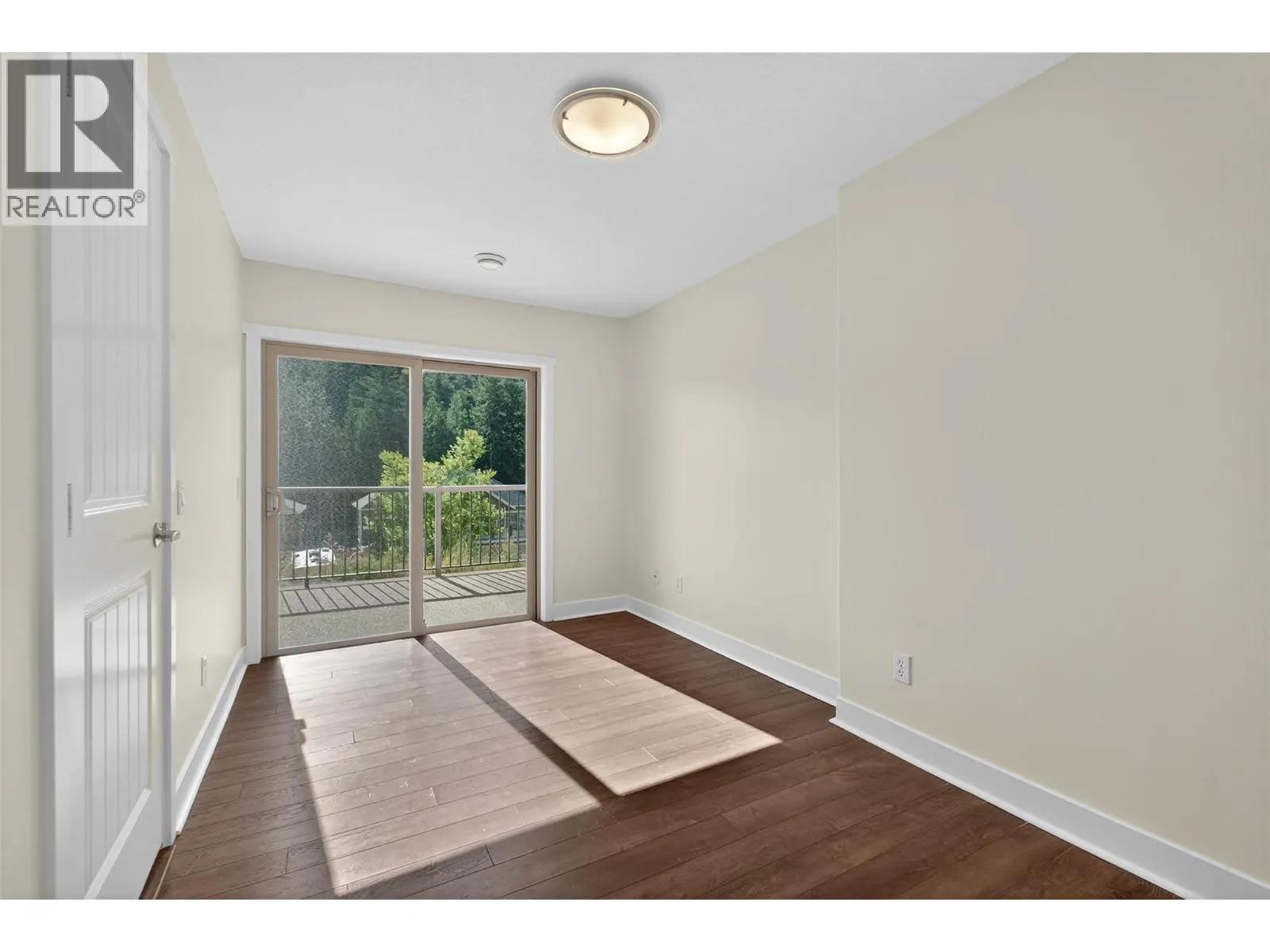 2225 Sunview Drive