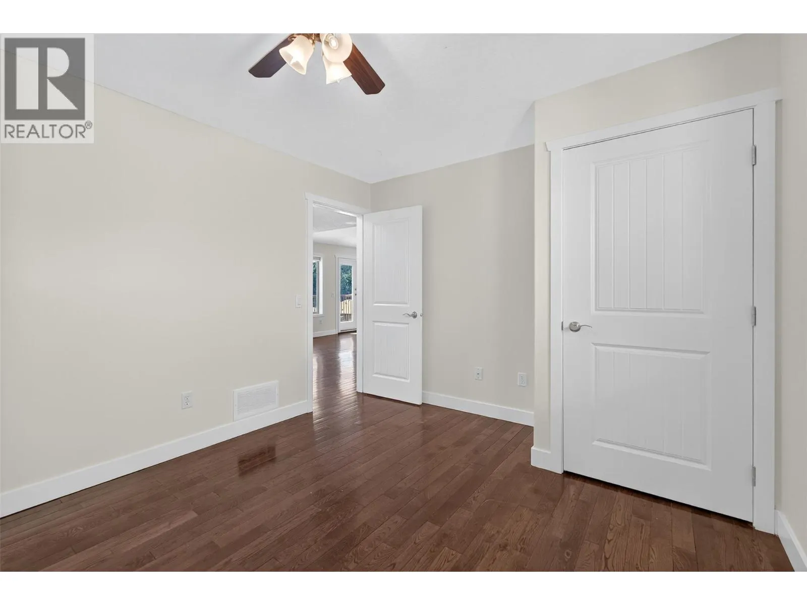 2225 Sunview Drive