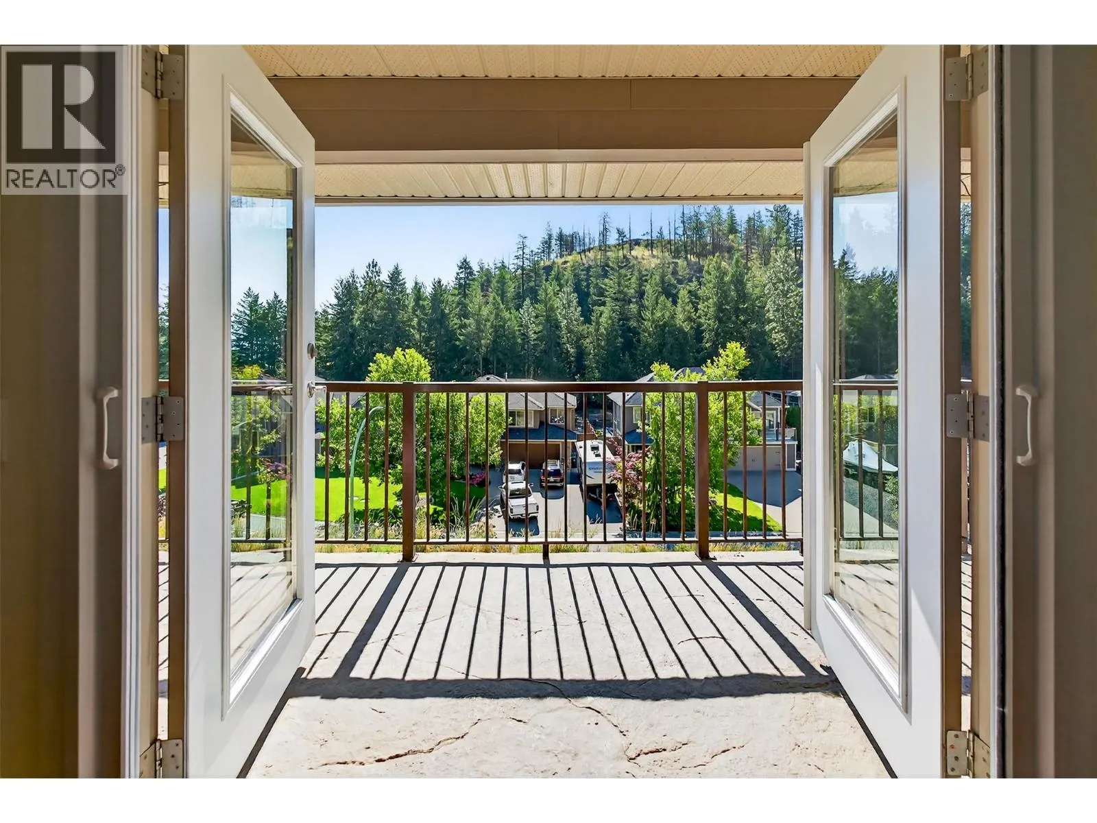 2225 Sunview Drive