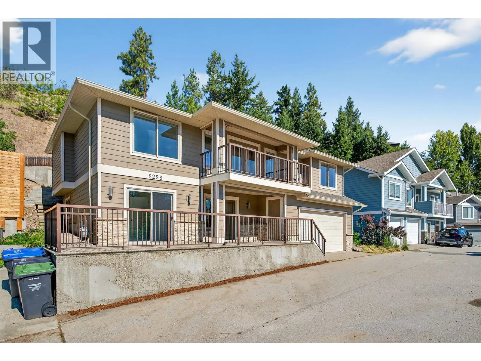 2225 Sunview Drive