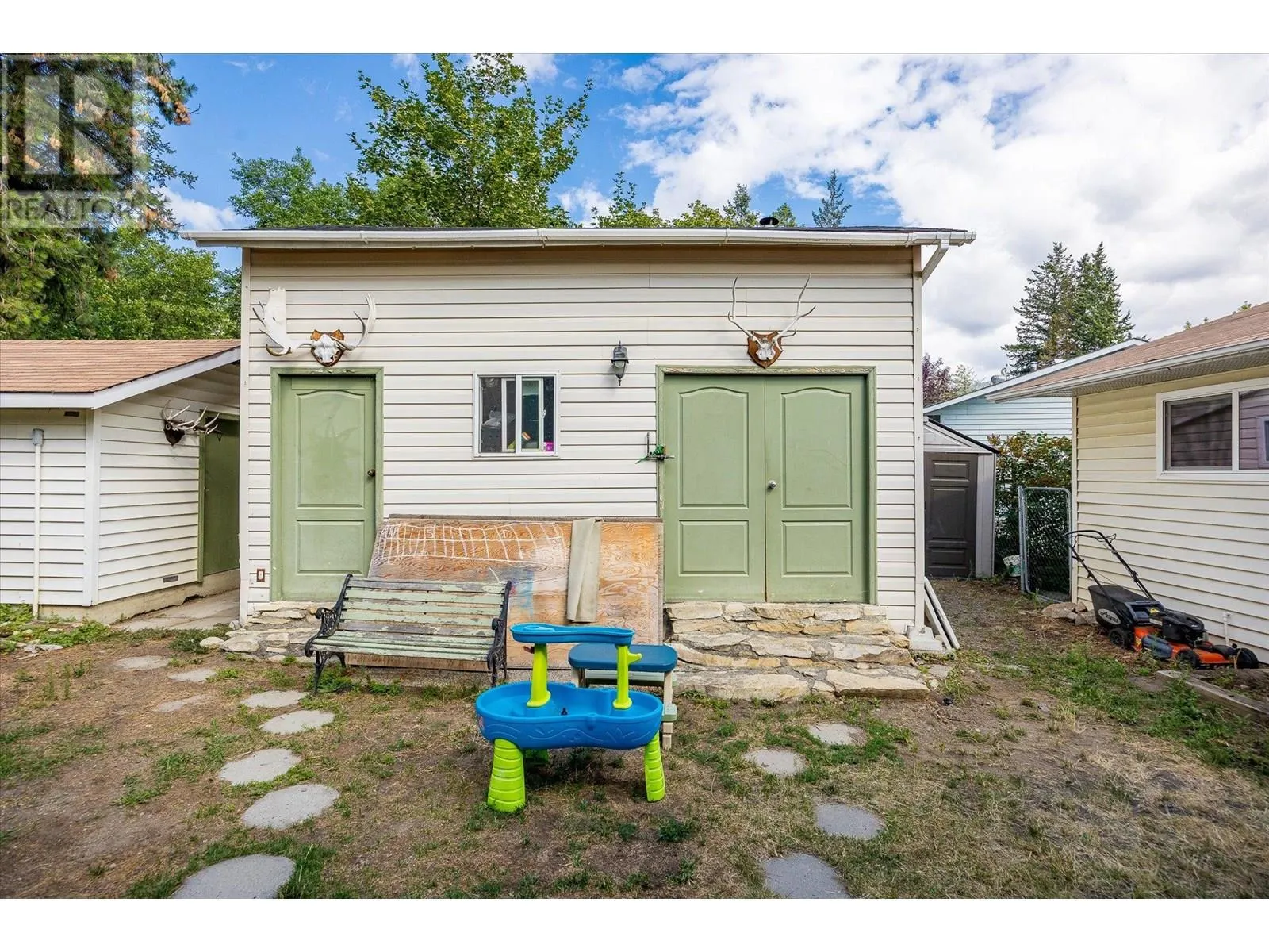 3530 Chives Place