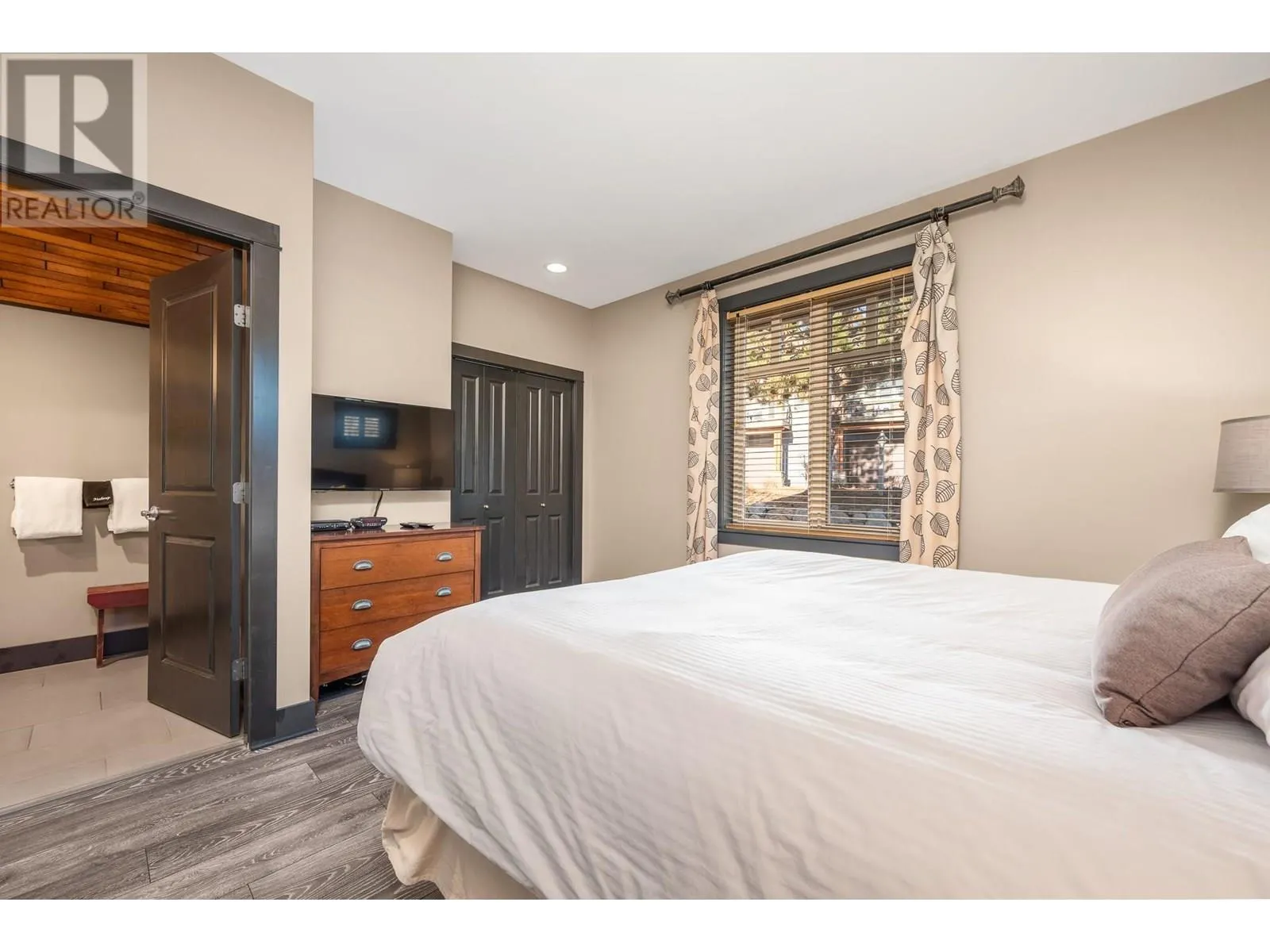 272 Chicopee Road Unit# 14D