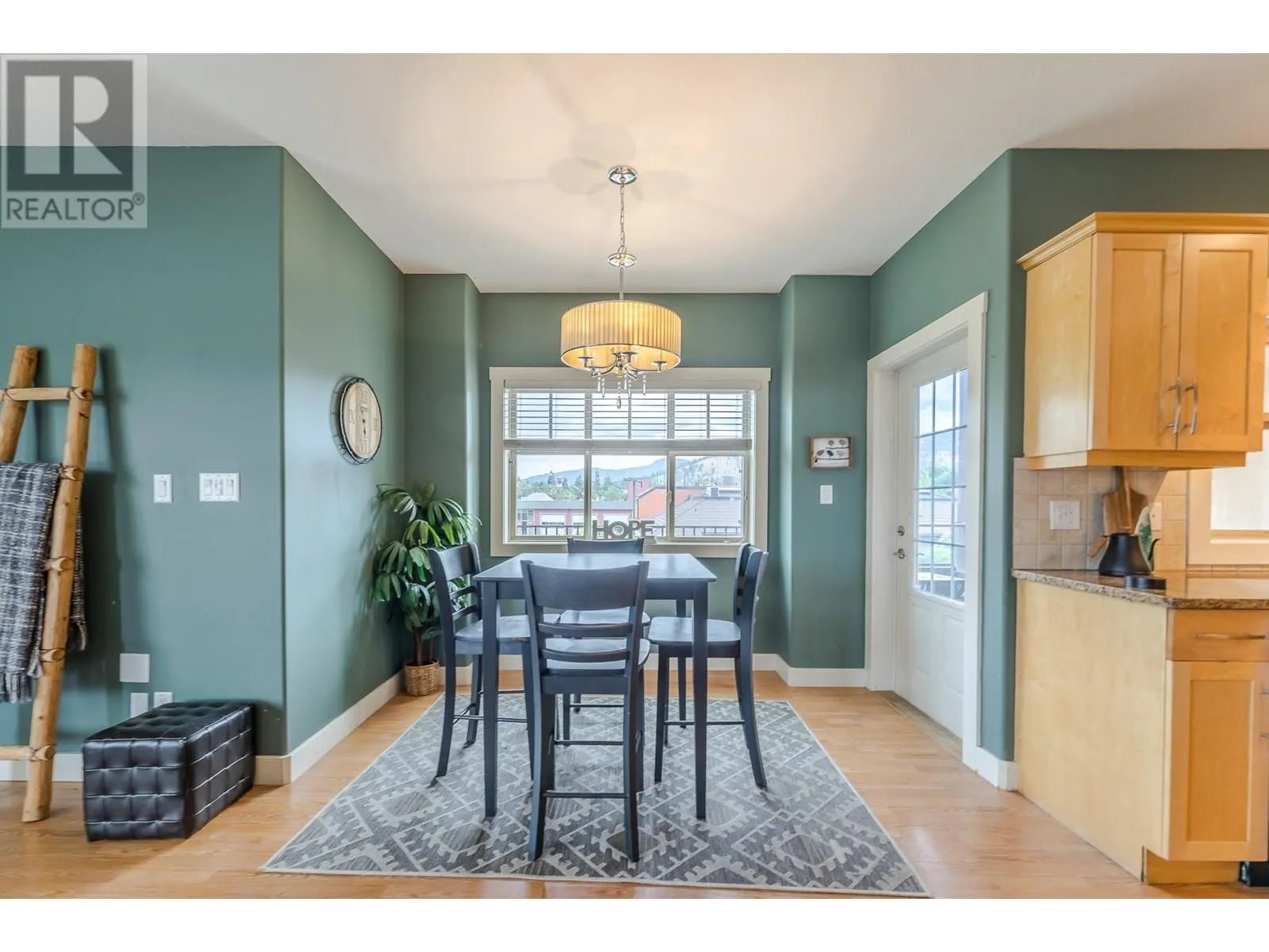 13615 Victoria Road N Unit# 205