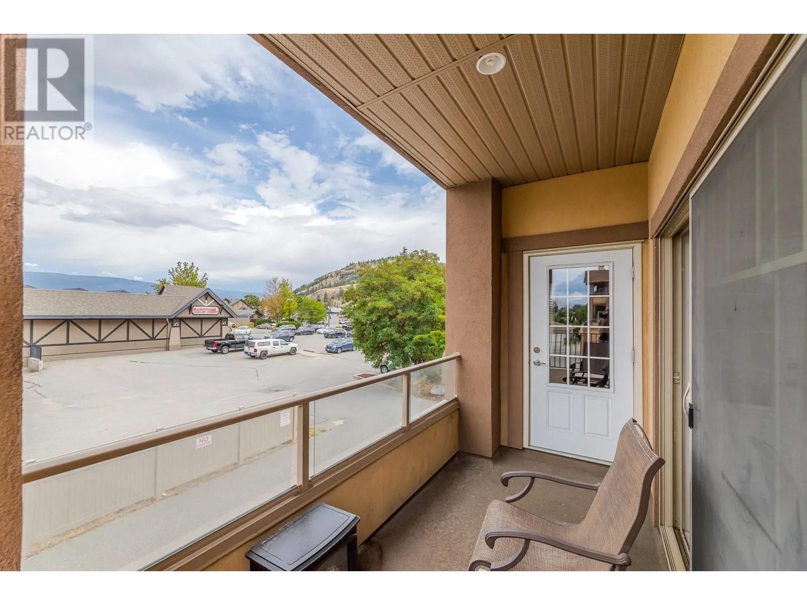13615 Victoria Road N Unit# 205