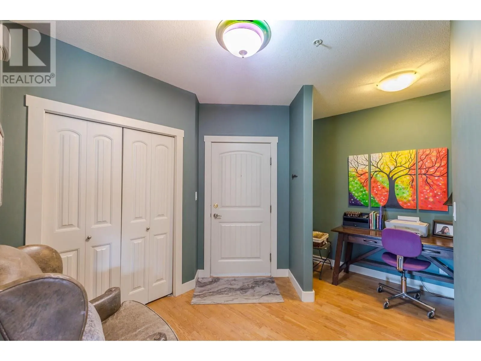 13615 Victoria Road N Unit# 205