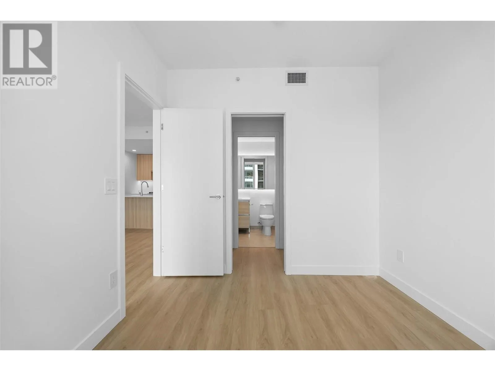 238 Leon Avenue Unit# 1403