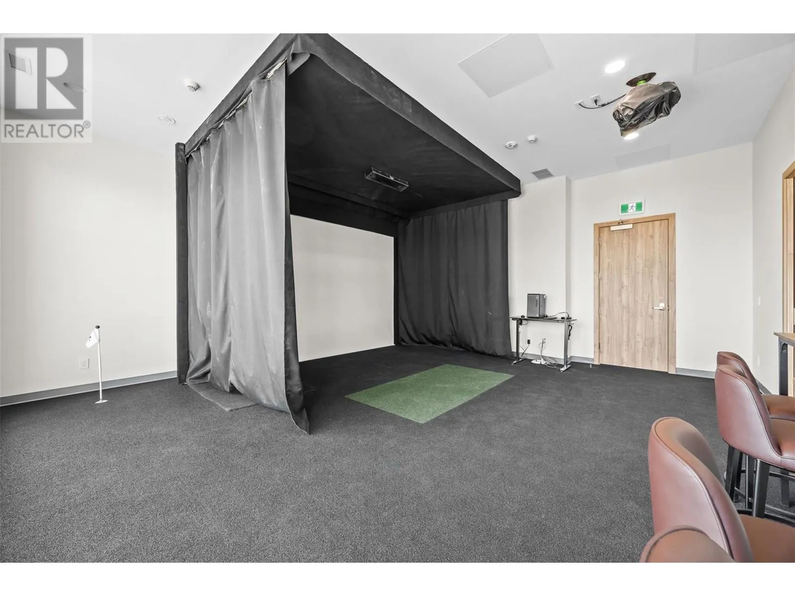 238 Leon Avenue Unit# 1403