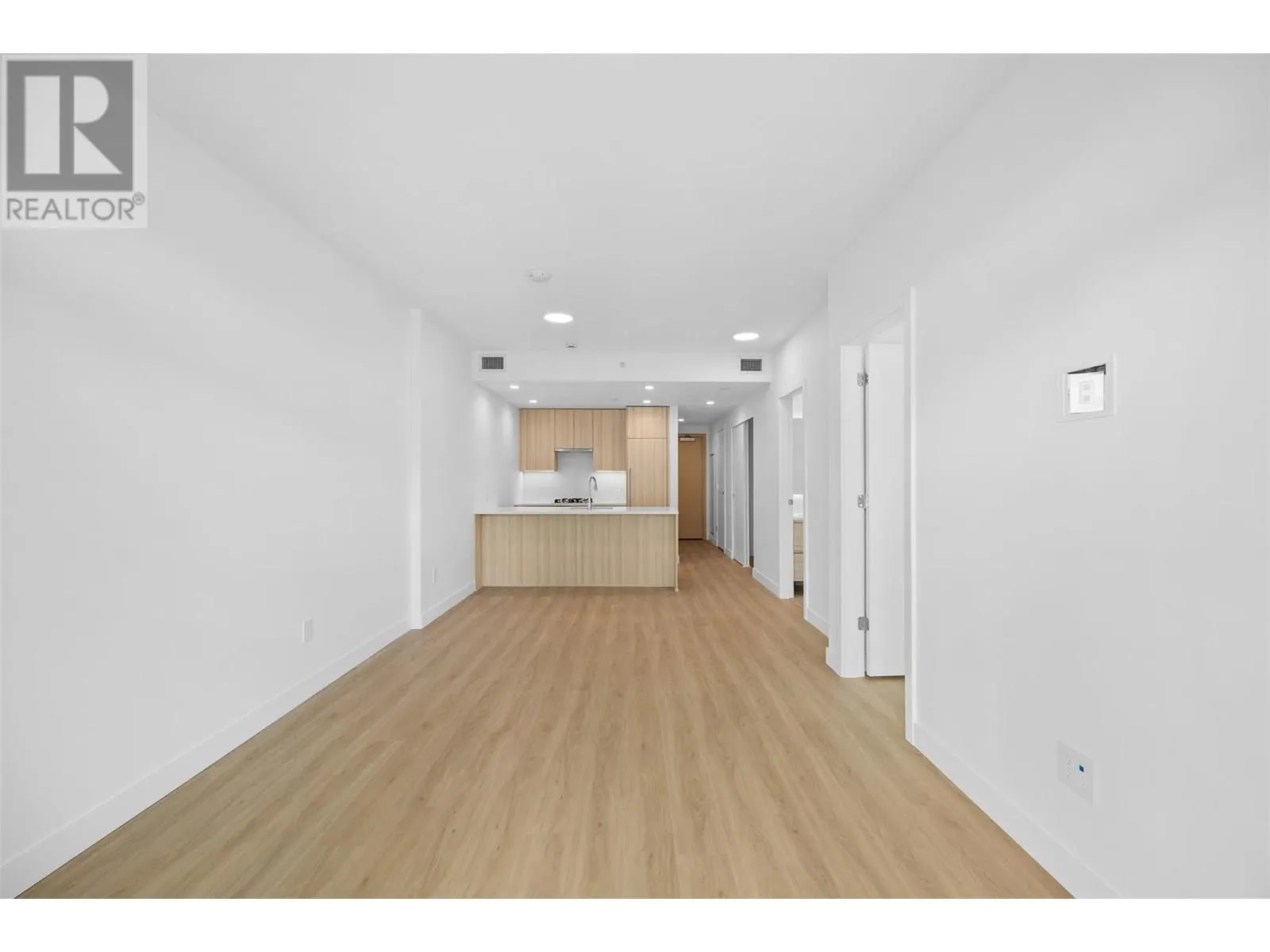 238 Leon Avenue Unit# 1403