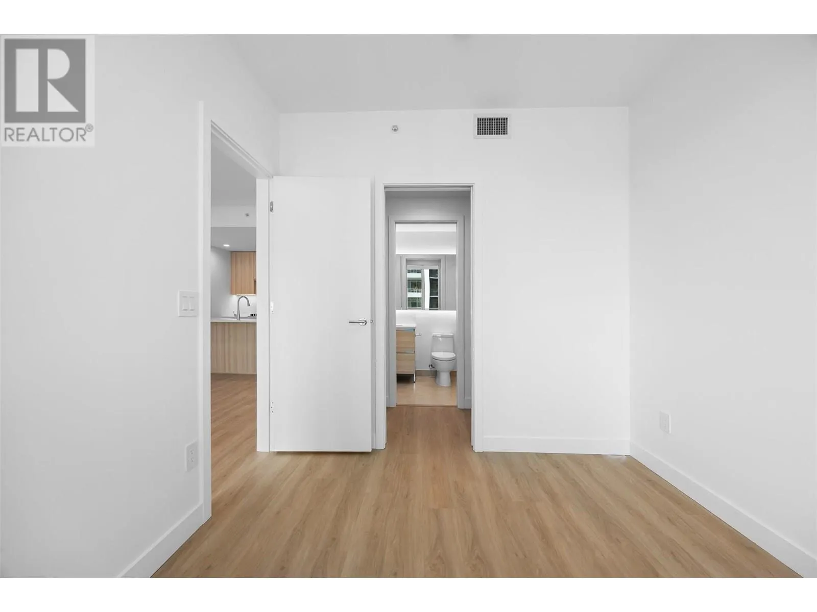 238 Leon Avenue Unit# 1403