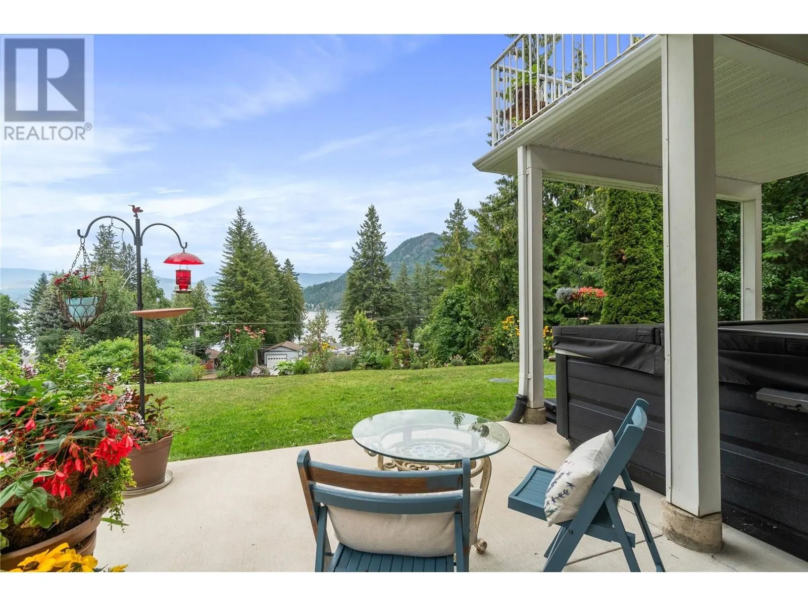 2662 Blind Bay Road