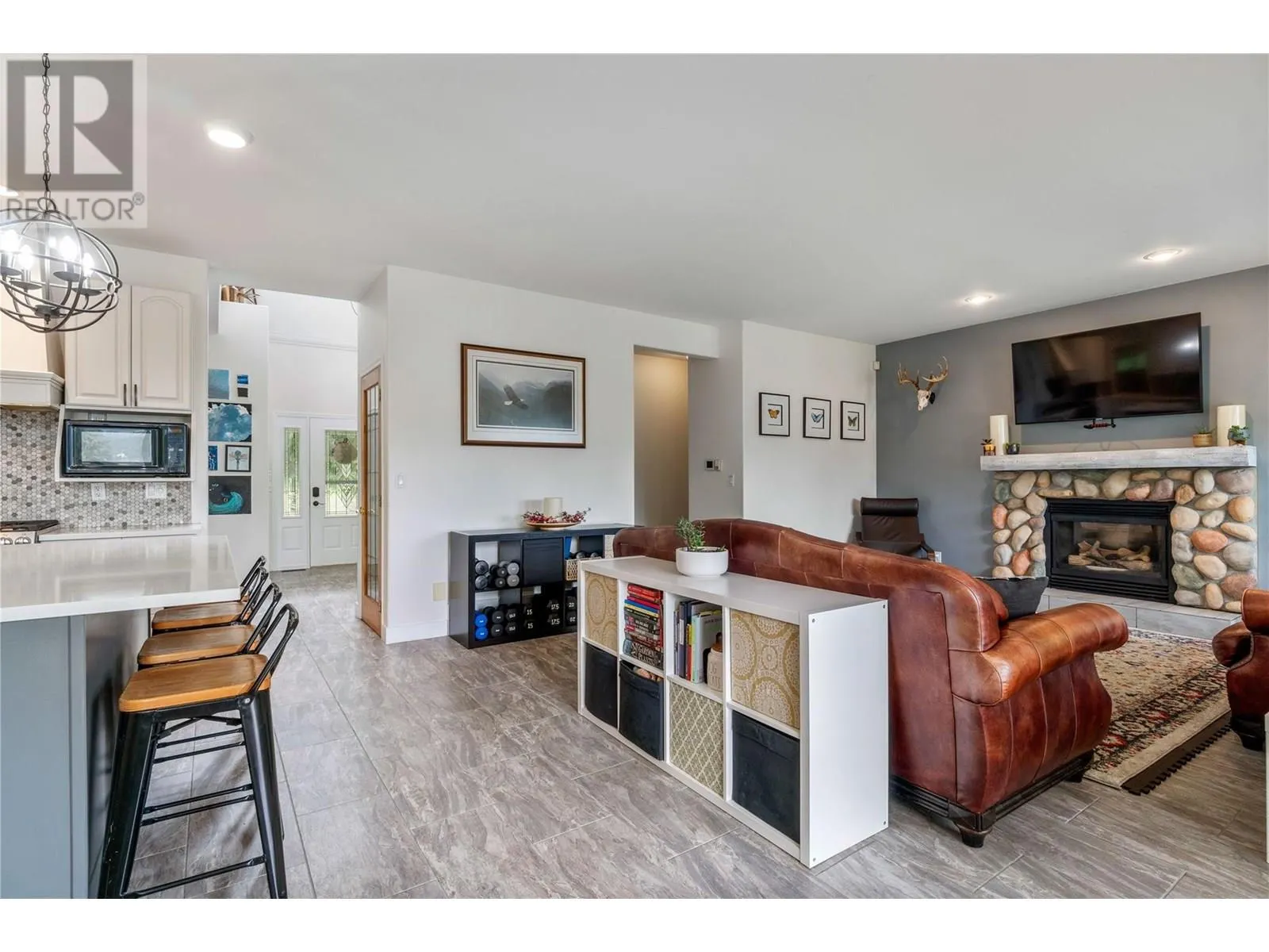 2662 Blind Bay Road