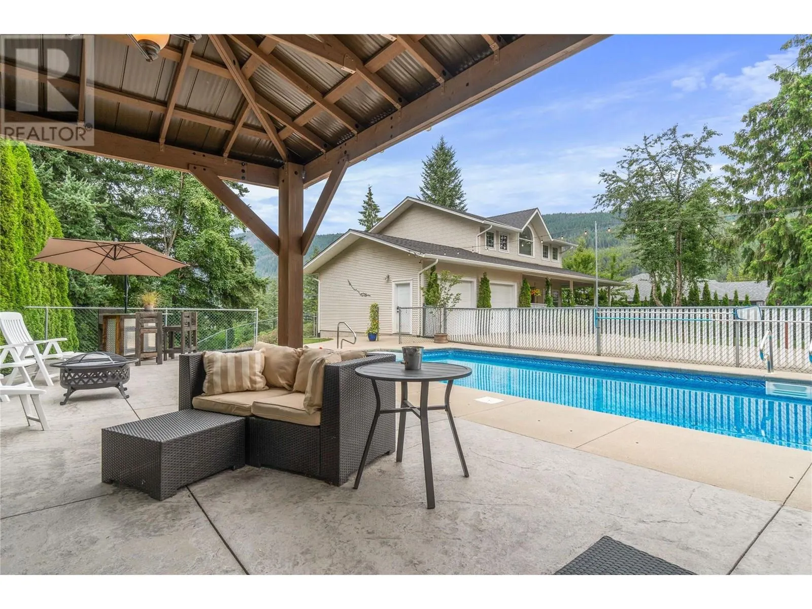 2662 Blind Bay Road