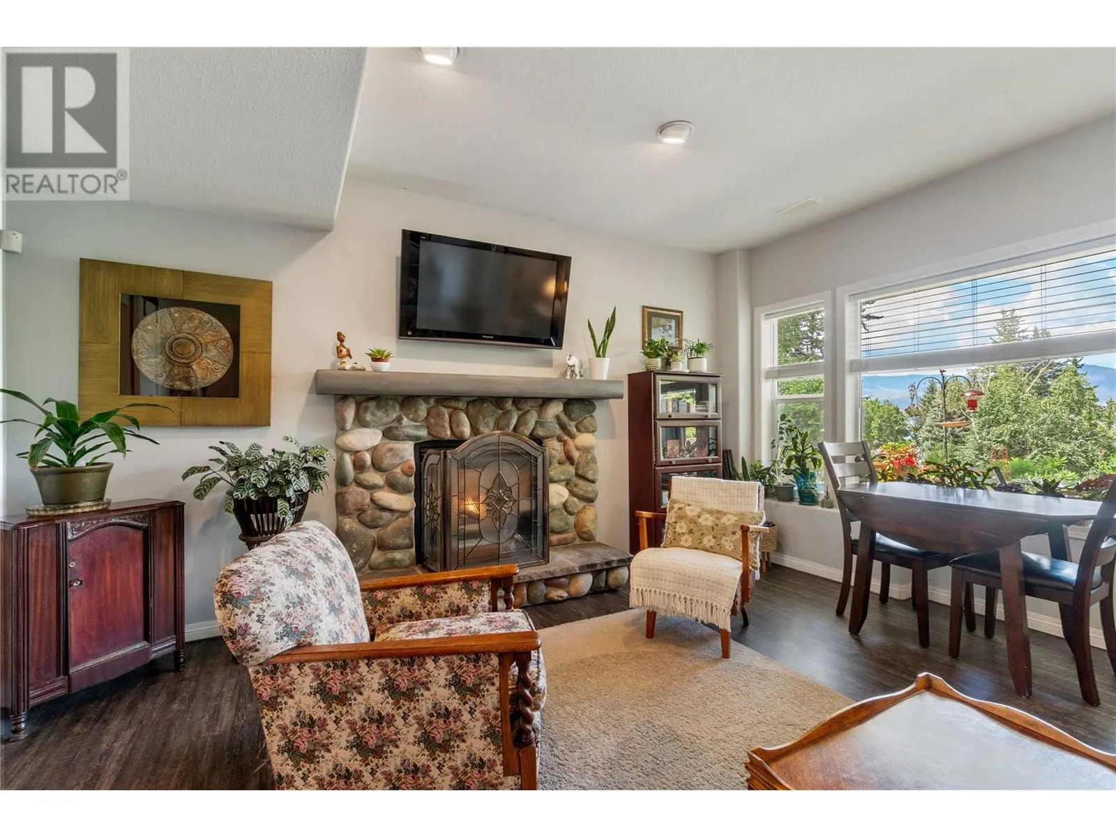 2662 Blind Bay Road