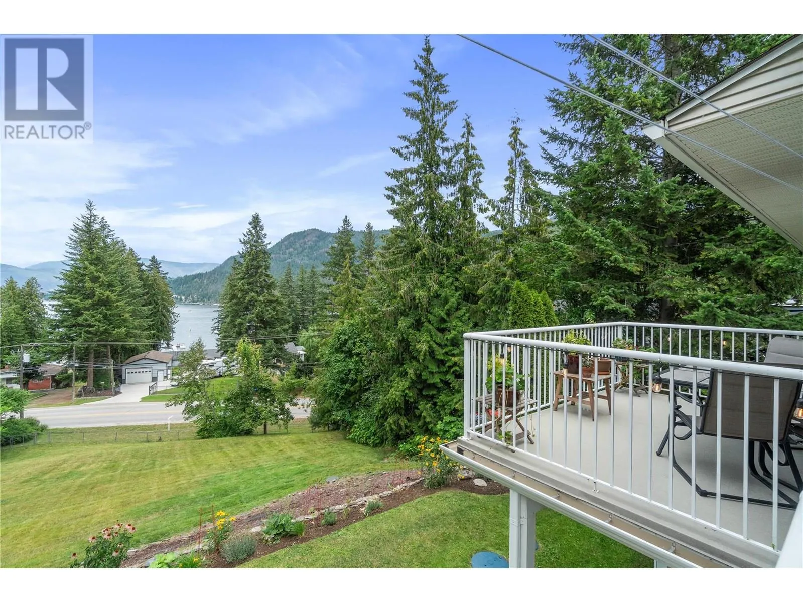 2662 Blind Bay Road