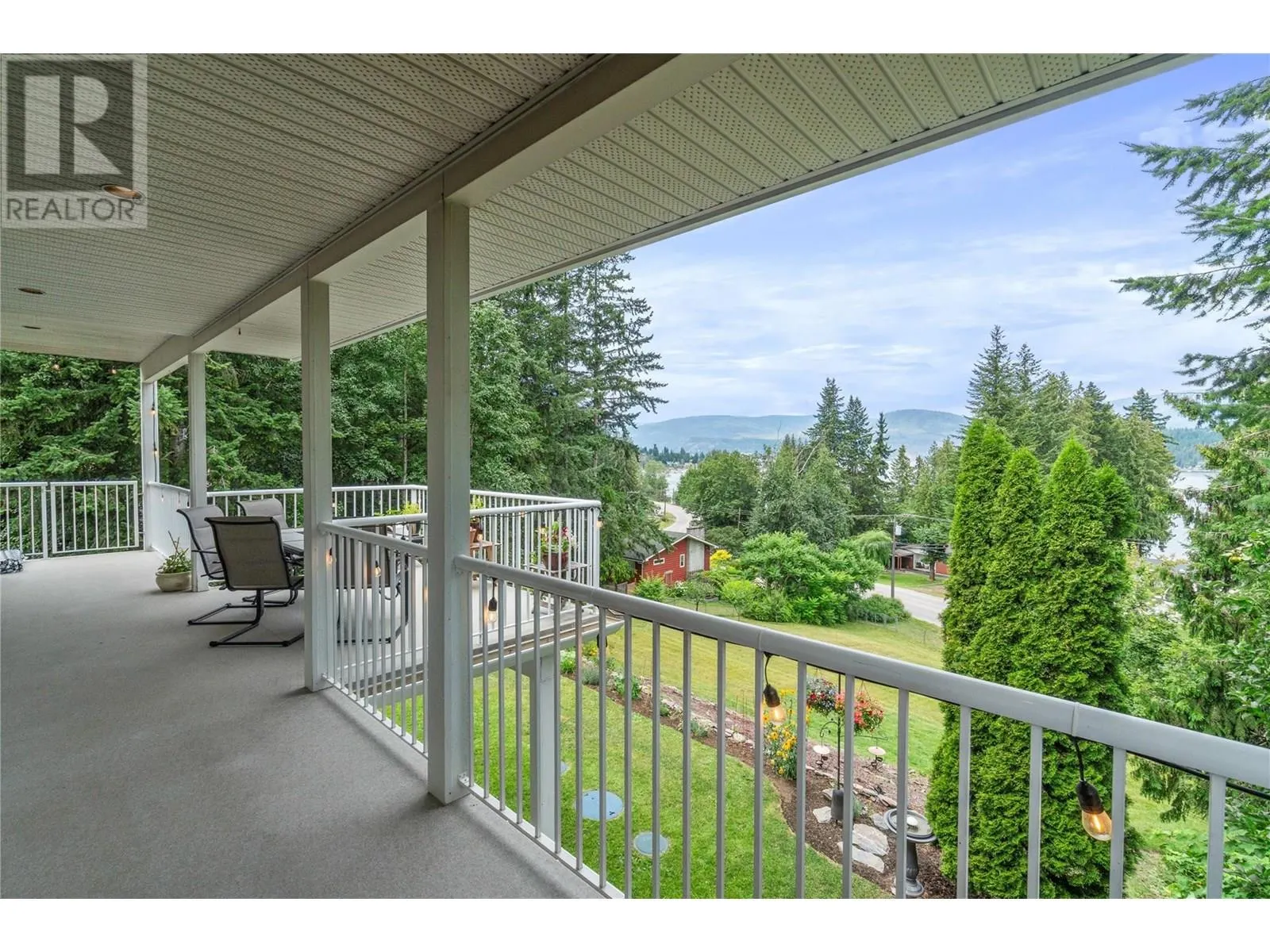 2662 Blind Bay Road