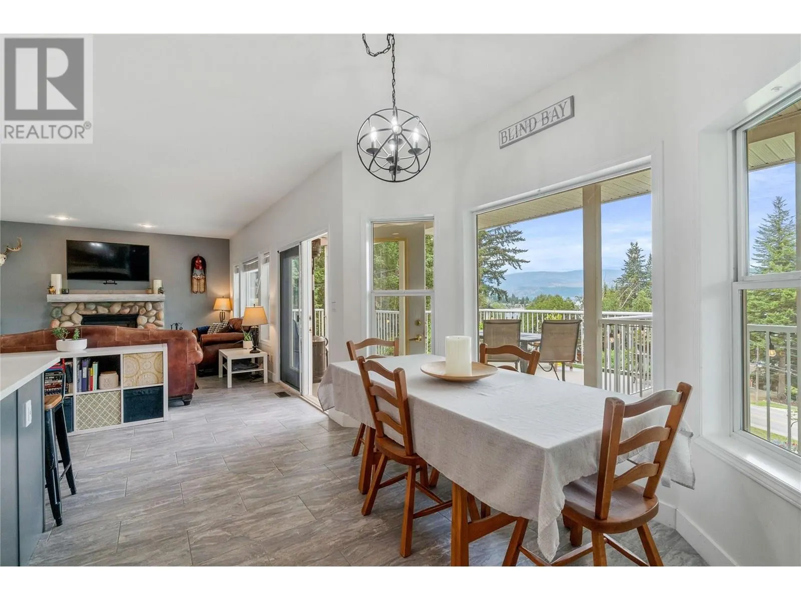 2662 Blind Bay Road