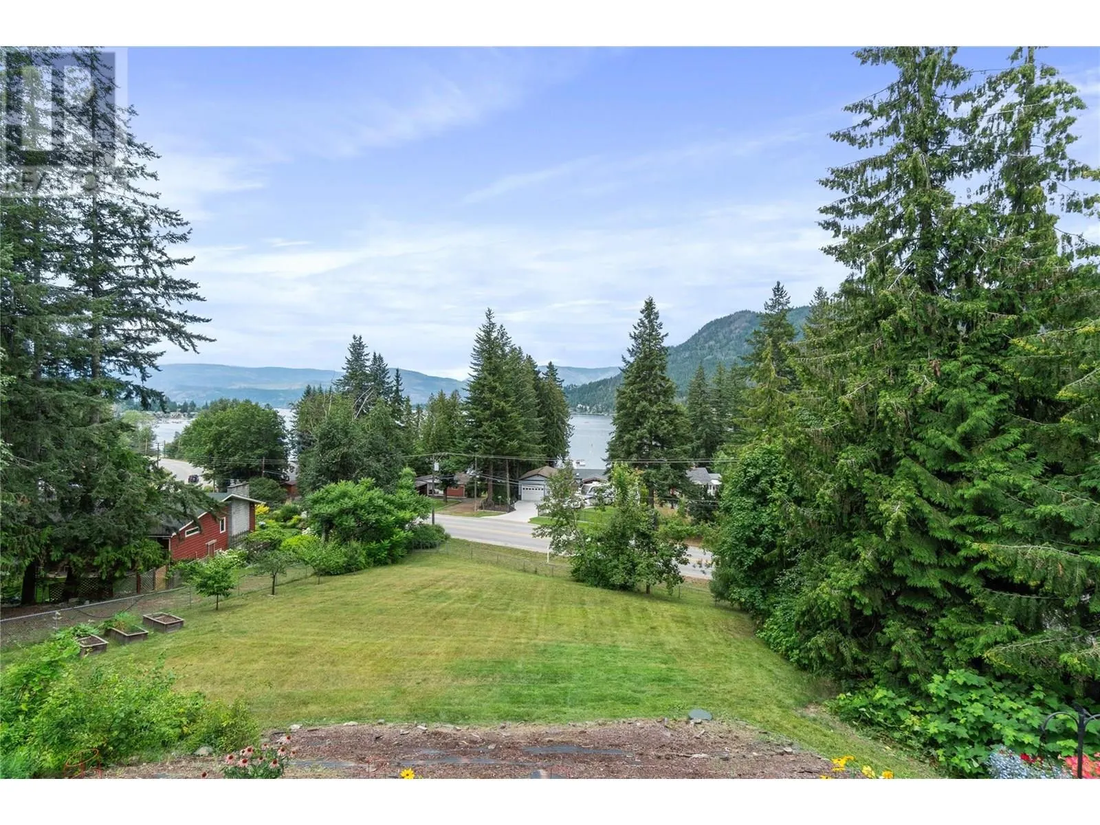 2662 Blind Bay Road
