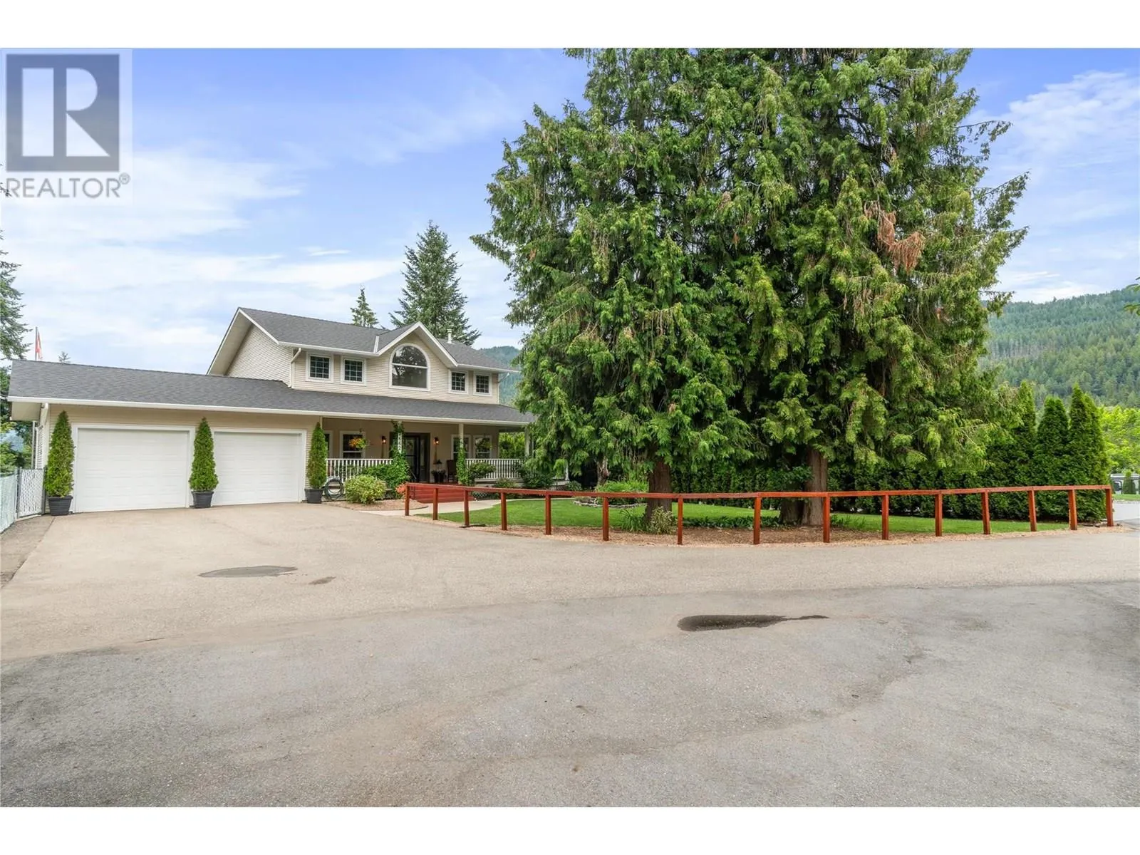 2662 Blind Bay Road
