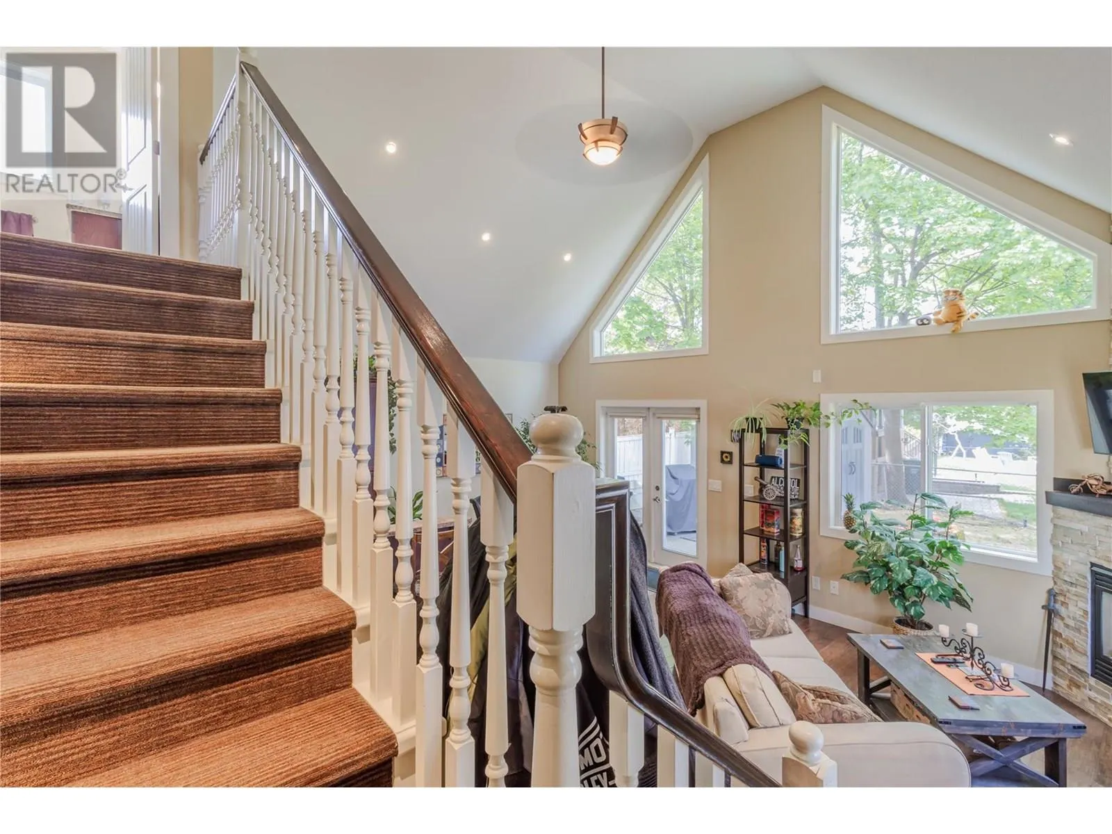 4810 Gordon Drive