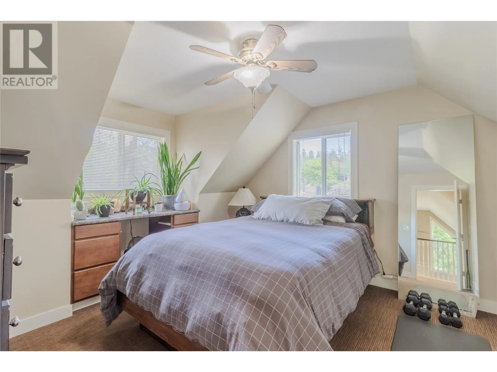 4810 Gordon Drive
