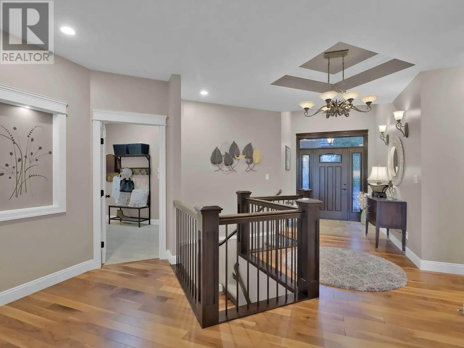 2011 Parkwood Drive