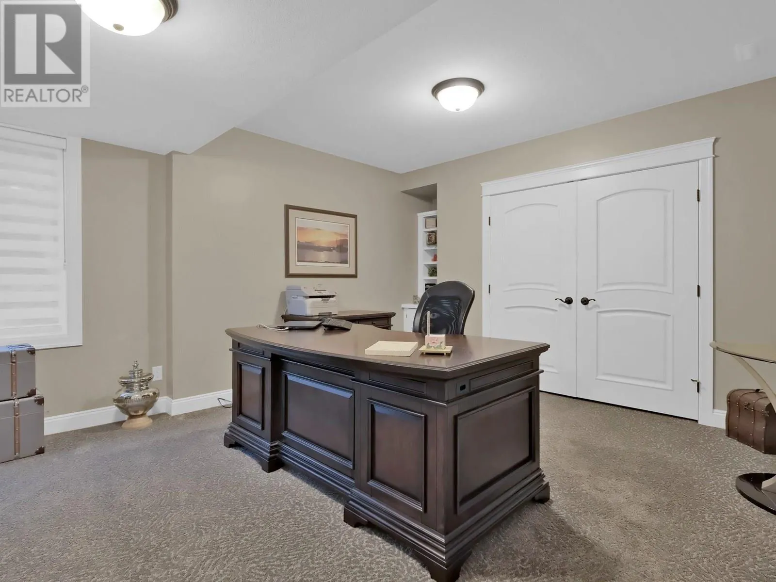 2011 Parkwood Drive