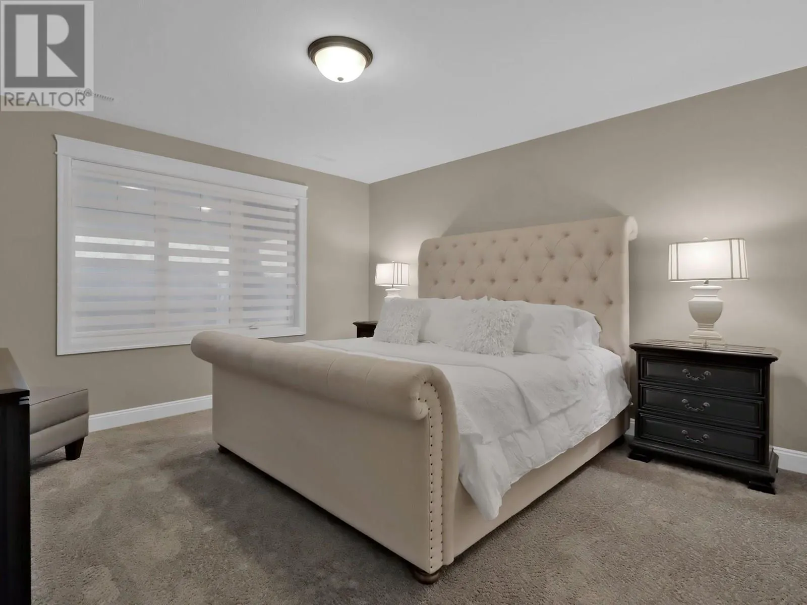 2011 Parkwood Drive