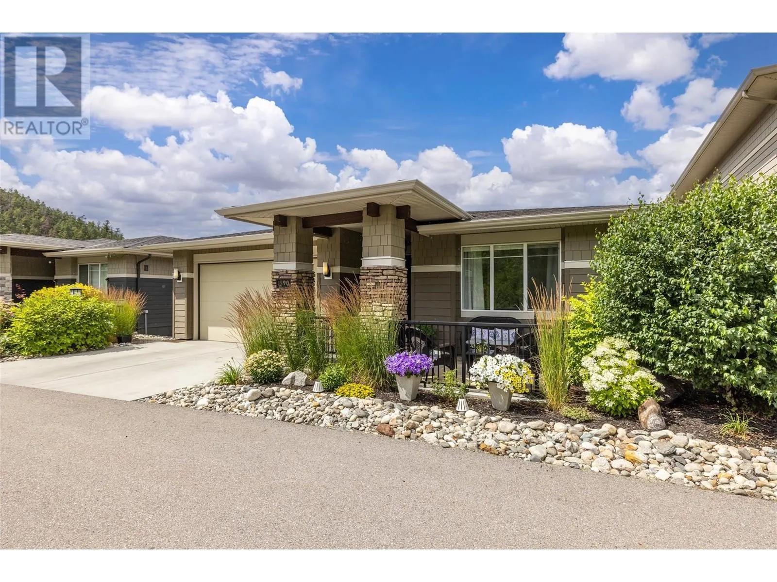 1590 Winter Lane