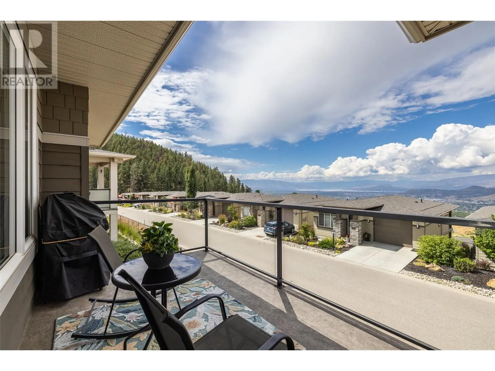 1590 Winter Lane